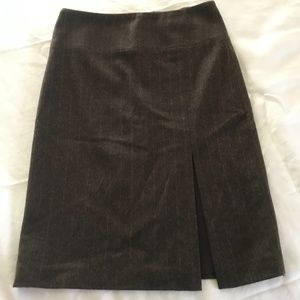 Banana Republic brown pinstriped skirt